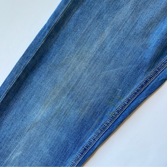 Mid Rise Tapered Distressed Slim Jeans - Picture 7 of 7